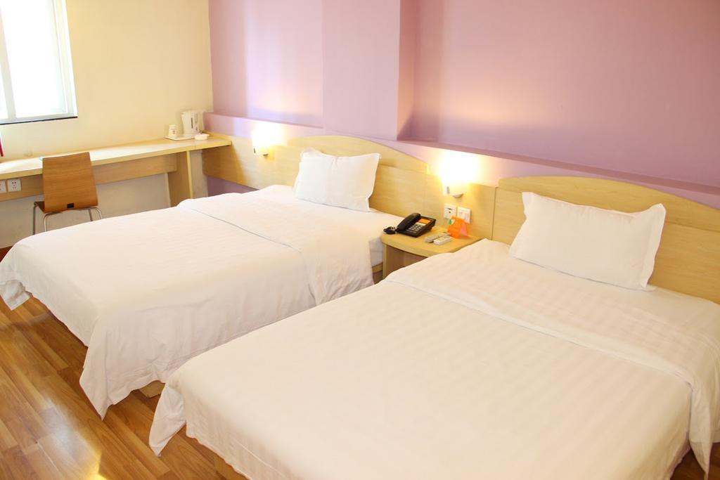 7Days Inn Dalian Gangwan Square Station Port Rum bild